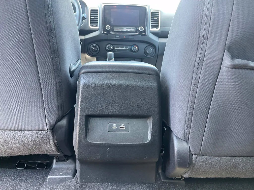 Used 2023 Nissan Frontier SV AWD/4WD image 19