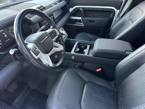 Used 2022 Land Rover Defender 110 S AWD/4WD image 10