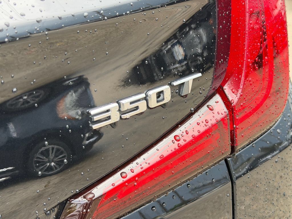 Used 2024 Cadillac XT4 Premium Luxury FWD image 14