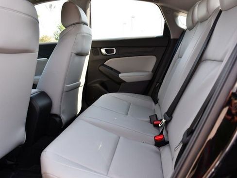 New 2025 Acura Integra image 17