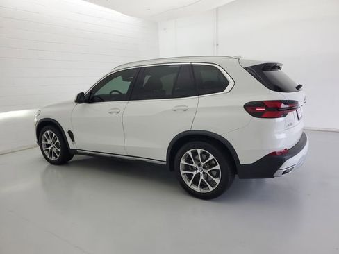 Used 2024 BMW X5 sDrive40i w/ Premium Package RWD image 7