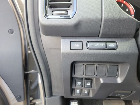 Certified 2024 Nissan Frontier PRO-4X w/ Off-Road Protection Package AWD/4WD image 20