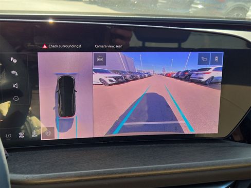 Used 2025 Audi Q5 Premium Plus w/ Premium Plus image 18