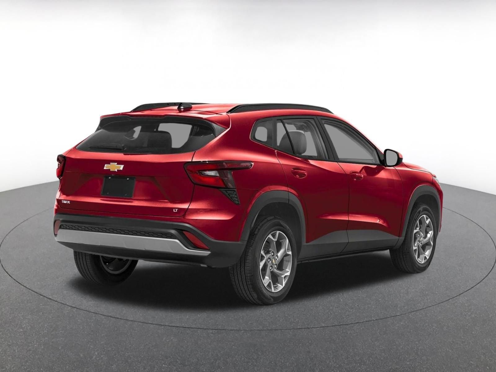 Used 2025 Chevrolet Trax LT w/ LT Convenience Package FWD image 2