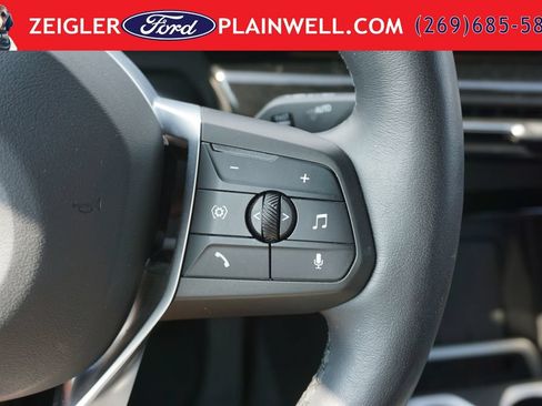 Used 2025 BMW X2 xDrive28i AWD/4WD image 27