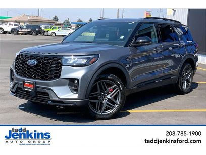 Used 2025 Ford Explorer ST-Line w/ Premium Package