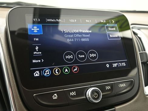 Used 2019 Chevrolet Malibu Premier image 18