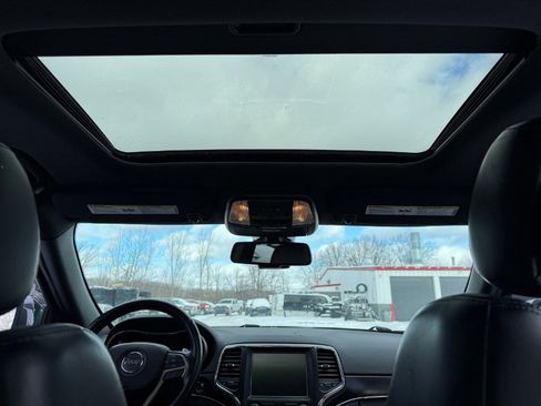 Used 2015 Jeep Grand Cherokee Limited image 22
