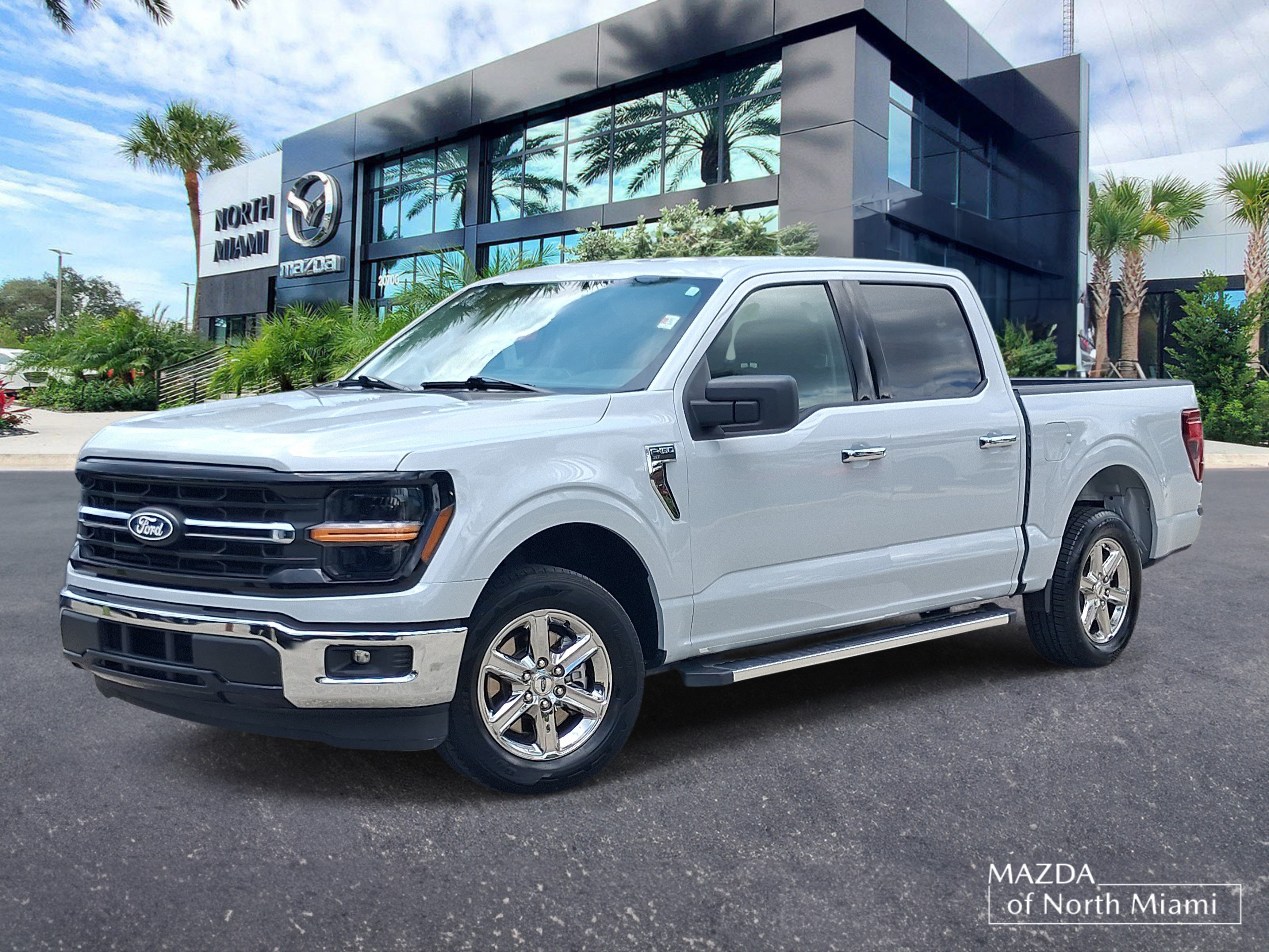 Used 2025 Ford F150 XLT w/ Equipment Group 301A Standard RWD image 1