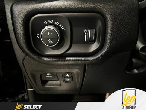 Used 2022 RAM 1500 Big Horn AWD/4WD image 14
