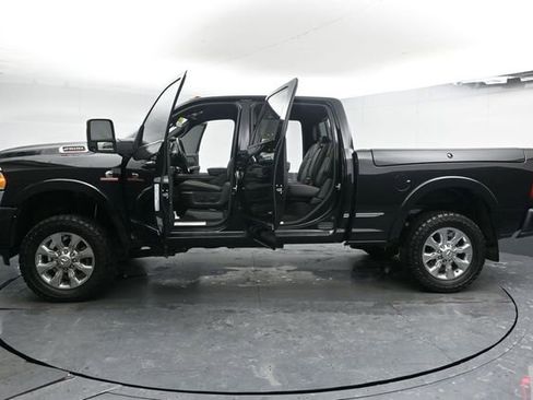Used 2024 RAM 2500 Limited image 29
