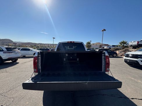 Used 2006 Dodge Ram 3500 Truck SLT image 4