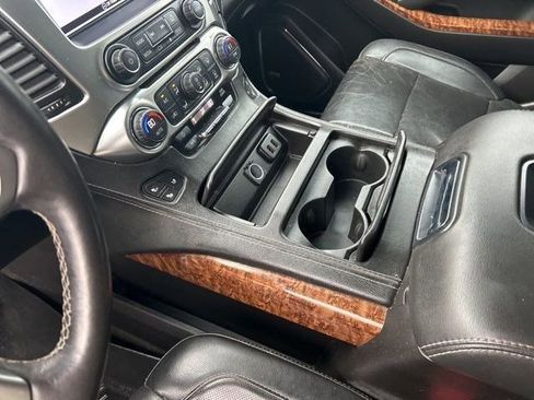 Used 2017 Chevrolet Suburban Premier image 28