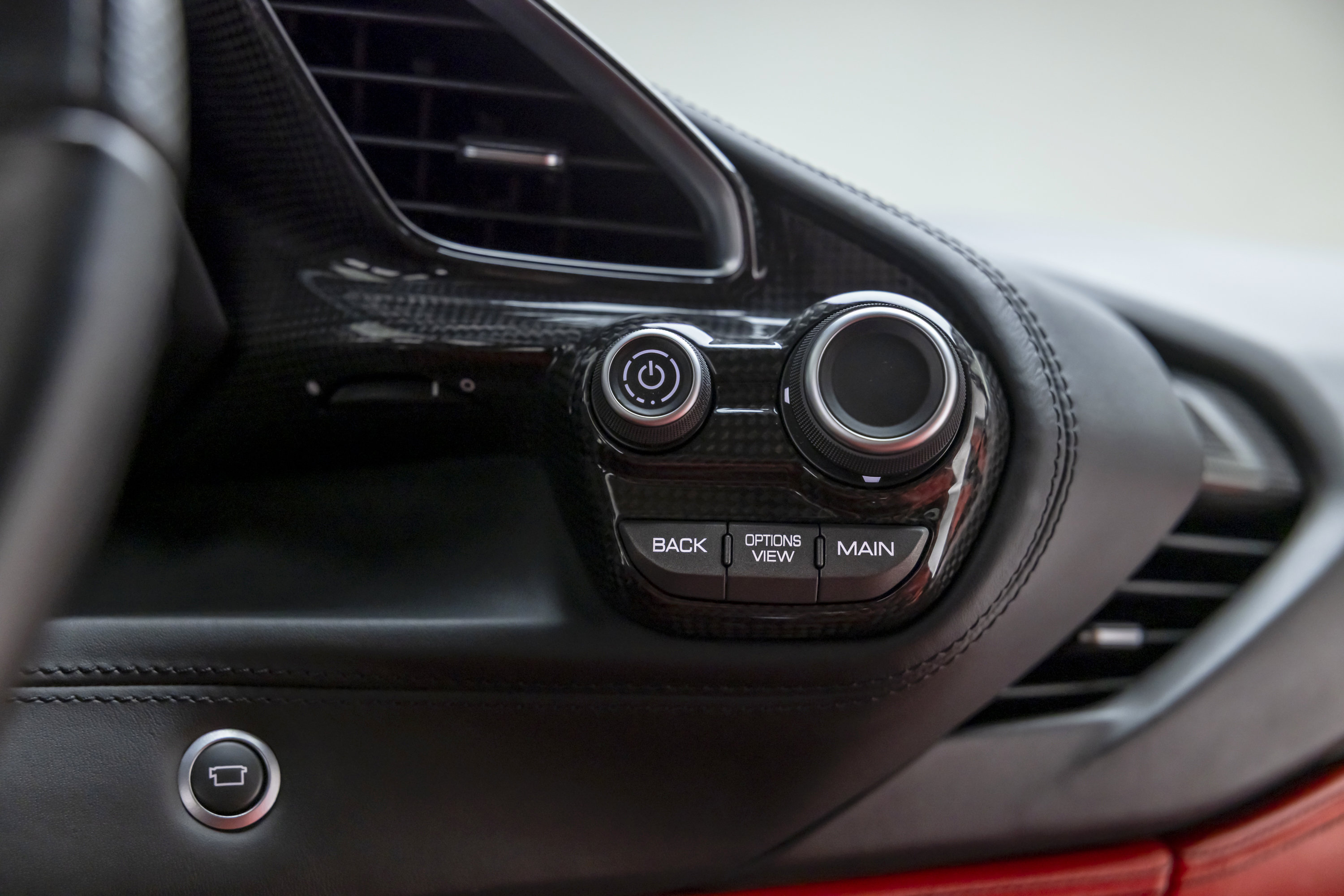 Certified 2018 Ferrari 488 GTB RWD image 55