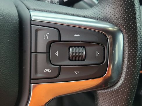 Used 2025 Chevrolet Blazer LT FWD image 22