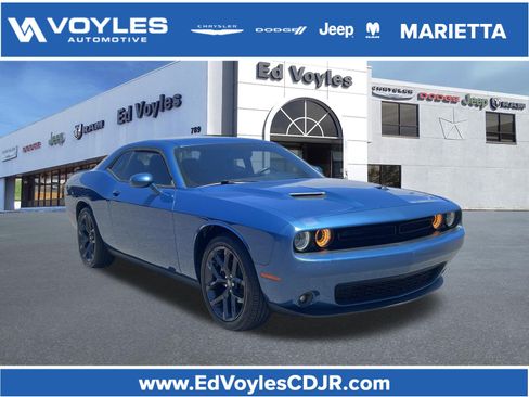 Used 2021 Dodge Challenger SXT w/ Blacktop Package RWD image 1