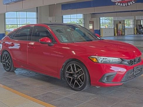 Used 2022 Honda Civic Sport Touring image 4