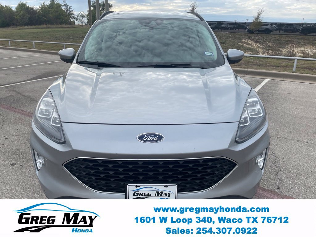 Used 2022 Ford Escape Titanium AWD/4WD image 9