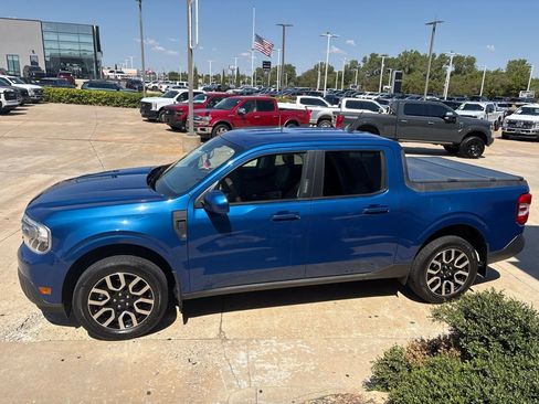 Used 2023 Ford Maverick Lariat FWD image 7