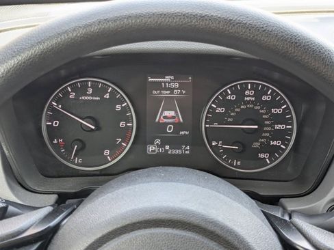 Used 2024 Subaru Crosstrek 2.0i Premium image 15