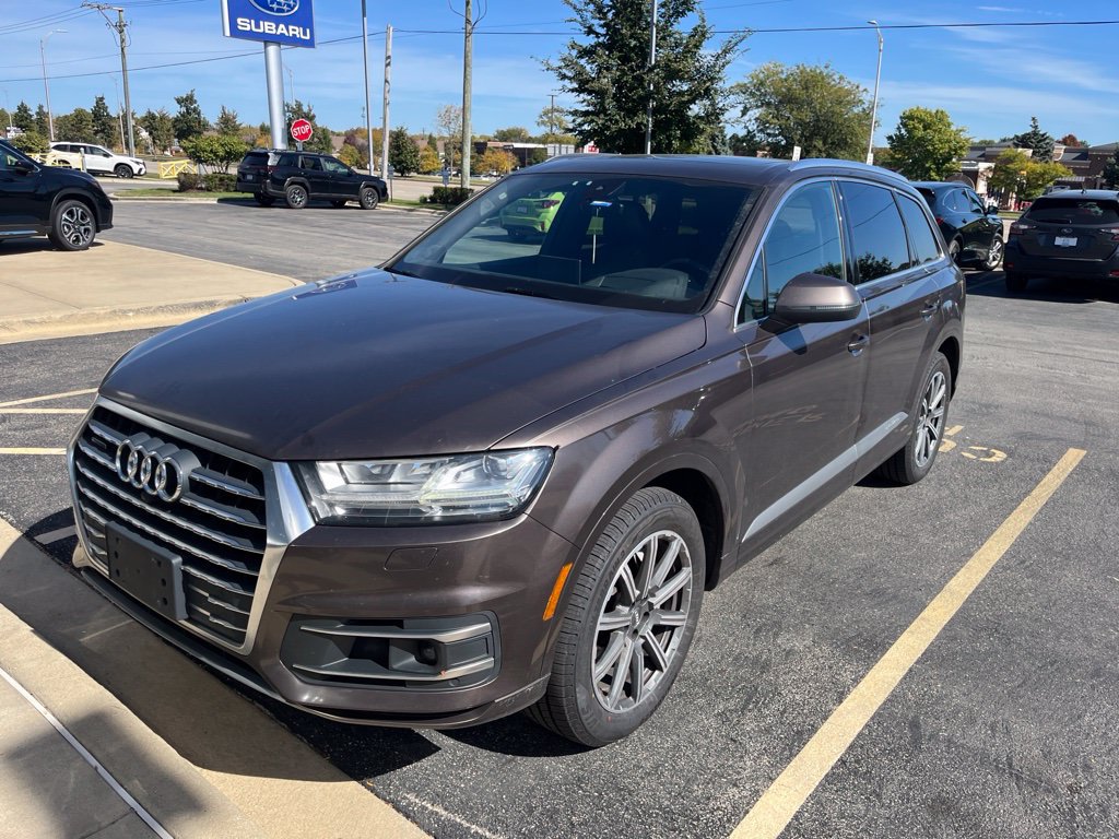 Used 2017 Audi Q7 3.0T Prestige AWD/4WD image 3