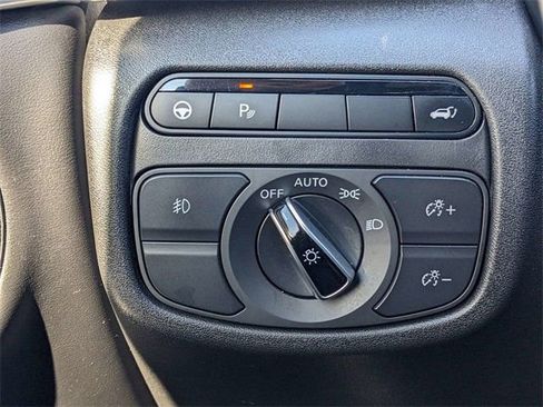 Used 2021 INFINITI QX50 Luxe w/ Appearance Package AWD/4WD image 26