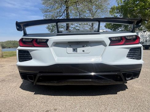 Used 2020 Chevrolet Corvette Stingray Preferred Cpe w/ 2LT Preferred Equipment Group image 4