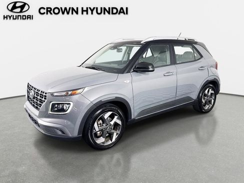 Used 2023 Hyundai Venue Limited w/ Cargo Package FWD image 1