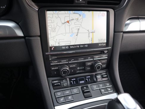 Used 2015 Porsche 911 Carrera S image 28