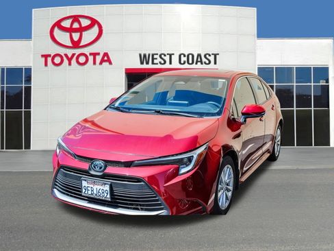 Used 2023 Toyota Corolla XLE FWD image 1