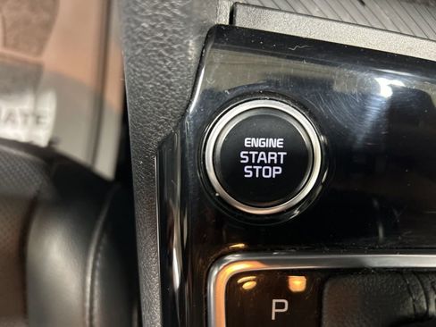 Certified 2023 Kia Sportage EX image 33