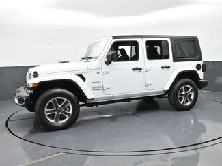 Used 2022 Jeep Wrangler Unlimited Sahara video 2