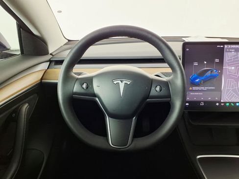 Used 2023 Tesla Model 3 Standard Range RWD image 15