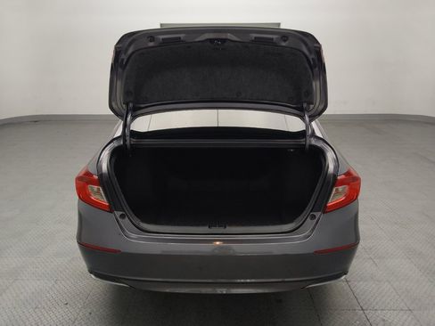 Used 2018 Honda Accord LX image 29