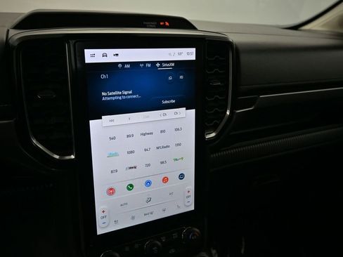 Used 2024 Ford Ranger Lariat w/ Trailer Tow Package AWD/4WD image 31