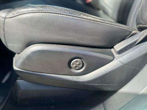 Used 2016 Mercedes-Benz GL 450 4MATIC image 21