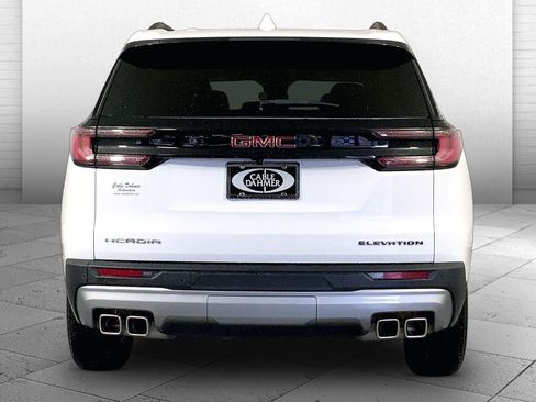 Used 2025 GMC Acadia Elevation FWD image 3