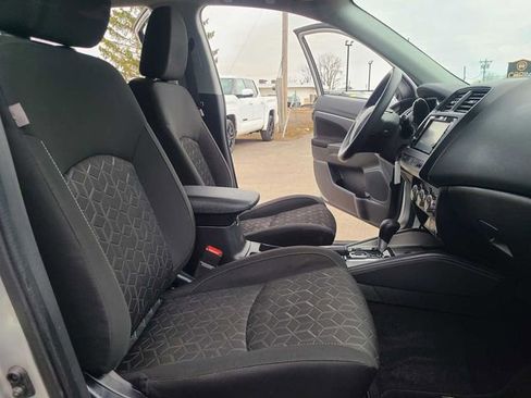 Used 2024 Mitsubishi Outlander Sport ES image 18