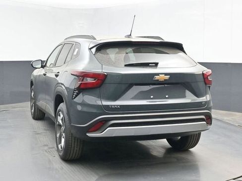 New 2026 Chevrolet Trax LT FWD image 12