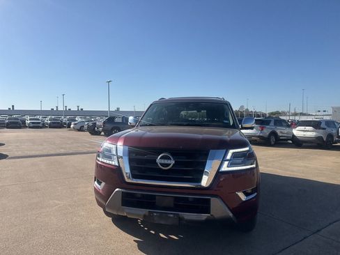 Used 2022 Nissan Armada Platinum w/ Captain's Chairs Package image 6