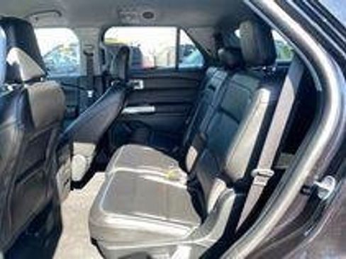 Certified 2024 Ford Explorer XLT w/ Equipment Group 202A AWD/4WD image 7