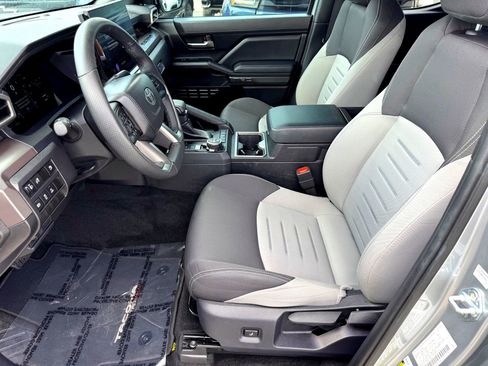 Used 2024 Toyota Tacoma TRD Off-Road image 14