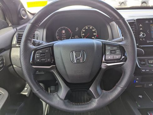Used 2024 Honda Ridgeline Black Edition image 11