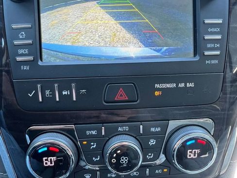 Used 2017 Buick Enclave Convenience FWD image 17