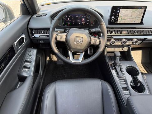 Used 2025 Honda Civic Sport Touring image 18