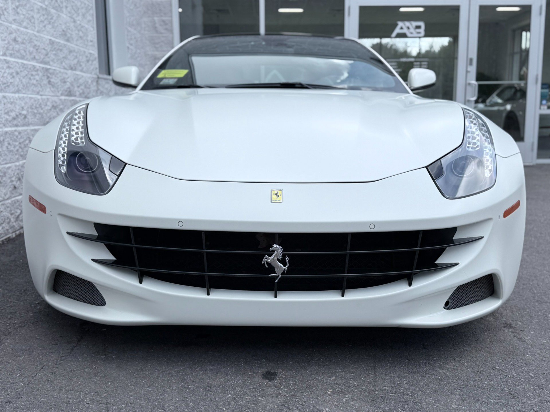 Used 2012 Ferrari FF AWD/4WD image 9