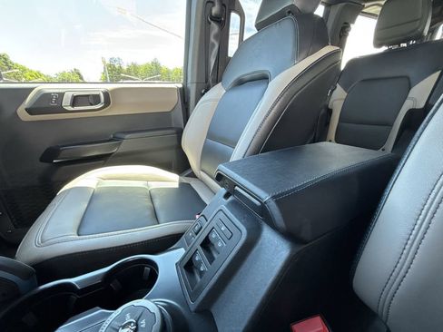 Used 2024 Ford Bronco Wildtrak AWD/4WD image 23