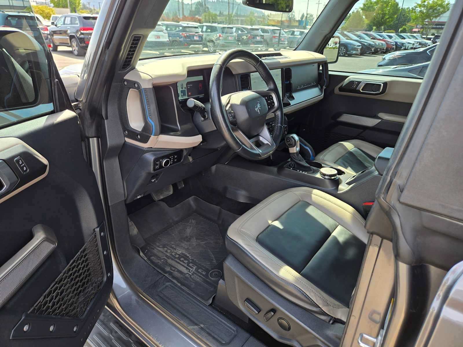 Used 2023 Ford Bronco Wildtrak AWD/4WD image 22