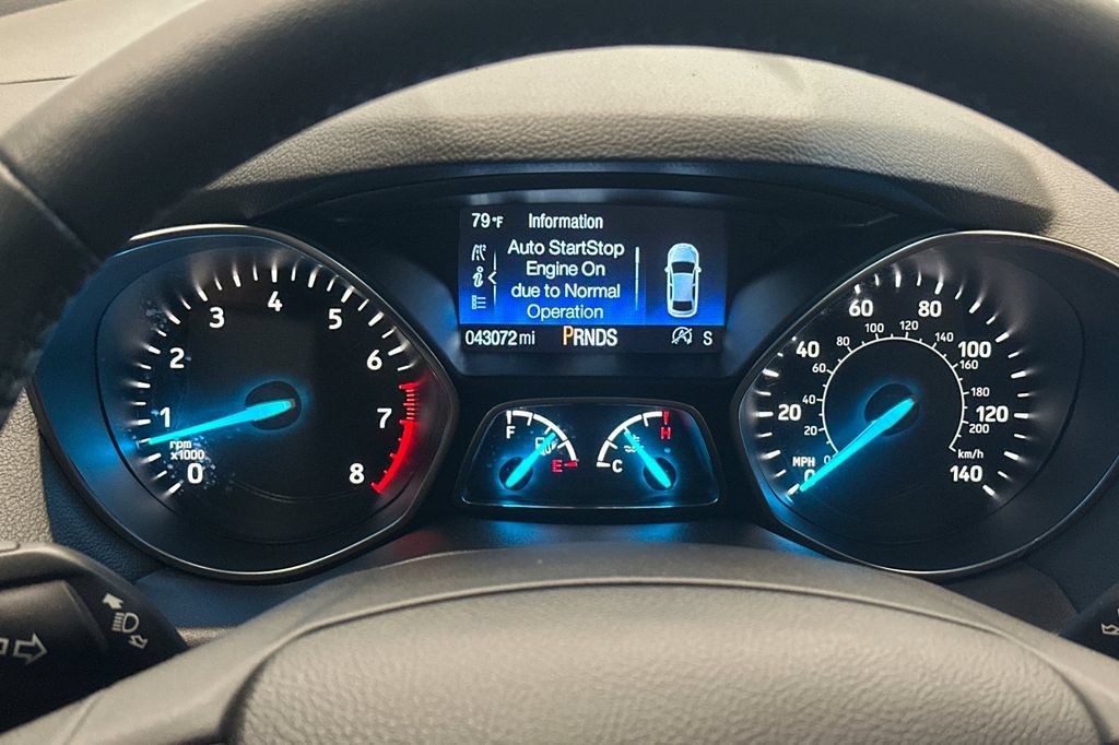 Used 2019 Ford Escape Titanium FWD image 24