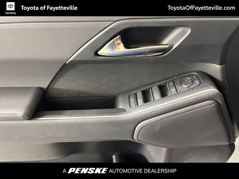 Used 2026 Lexus GX 550 w/ Cold Area Package image 27